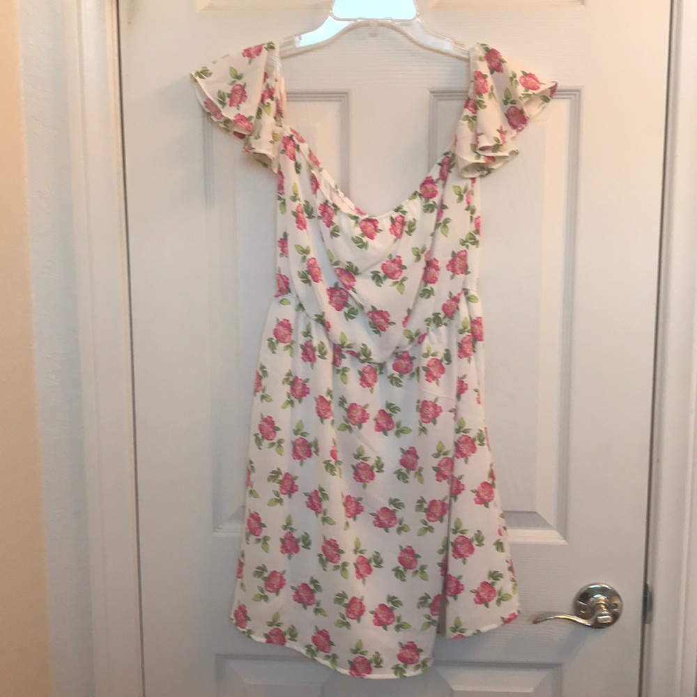 ⭐️HP⭐️-Everly Ivory Off Shoulder Floral Mini Dress